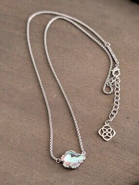 KENDRA SCOTT Silver Tess Dichroic Glass Pendant Necklace